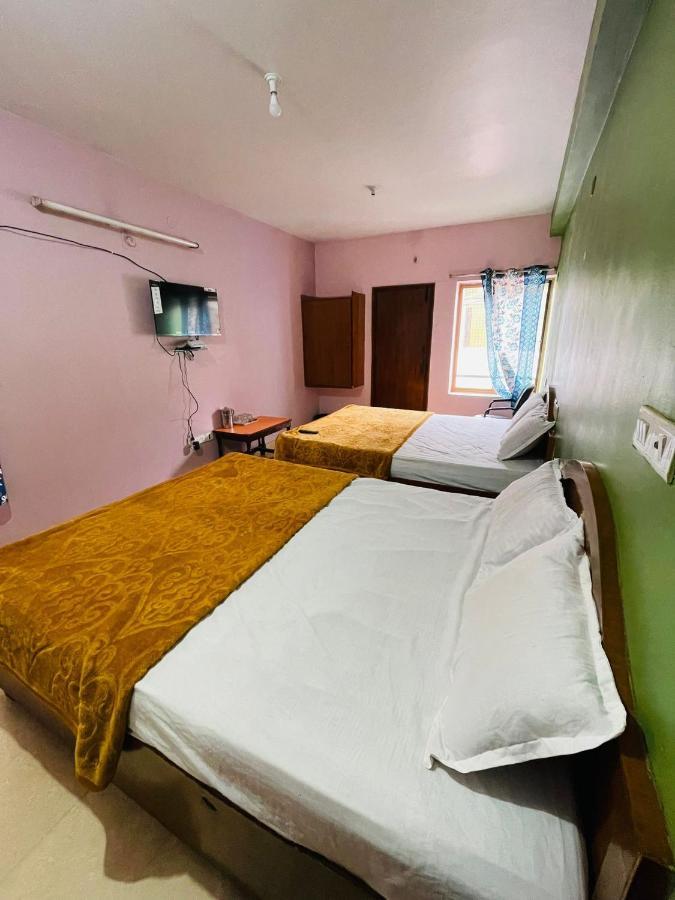 Hotel Nakshatra Ooty Exterior foto
