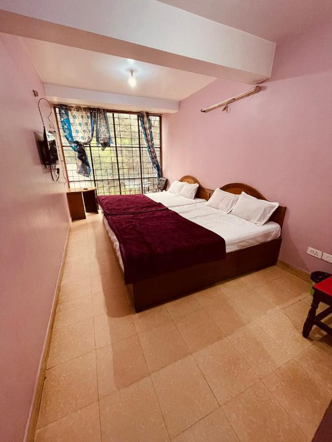 Hotel Nakshatra Ooty Exterior foto