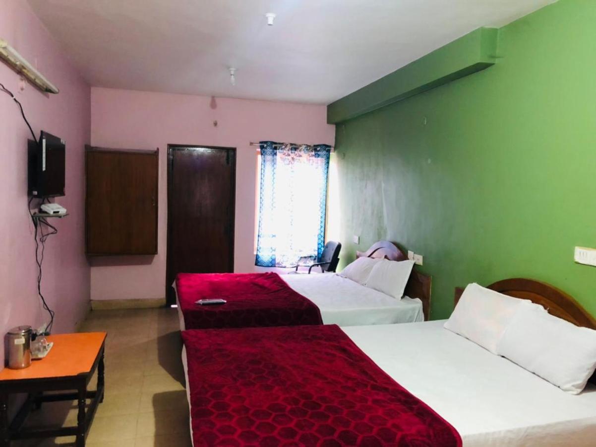 Hotel Nakshatra Ooty Exterior foto