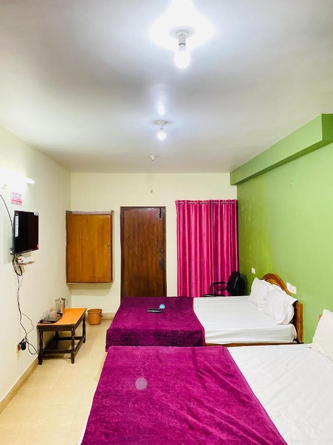 Hotel Nakshatra Ooty Exterior foto